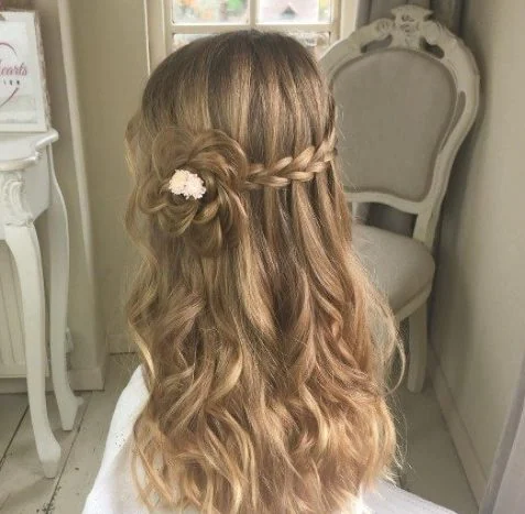 Flower Braid hairstyles