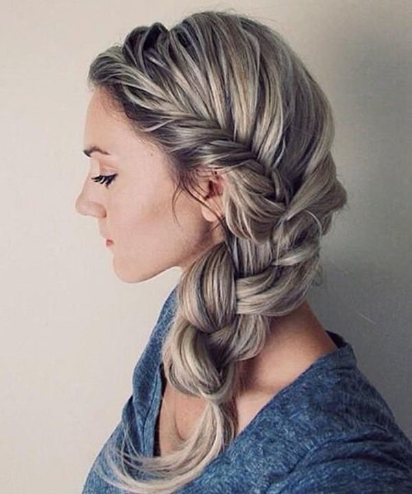 Voluminous Side Braid hair