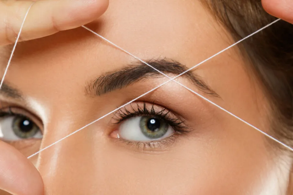 Does Eyebrow Threading Hurt? Things No One Ever Told You